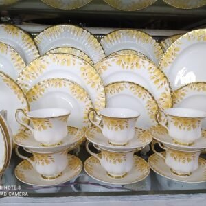 Monno Ceramic Exclusive 32 Pcs Bone China Dinner Set