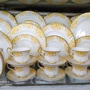 Monno Ceramic Exclusive 32 Pcs Bone China Dinner Set