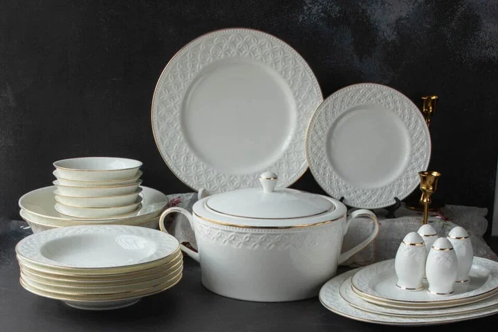 Monno Arabella Oro Bone china Dinner Set